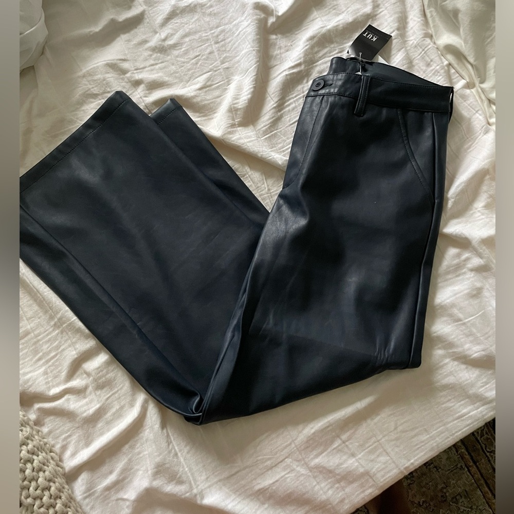 KUT Aubrielle CROPPED Wide Leg Faux Leather Navy Blue
